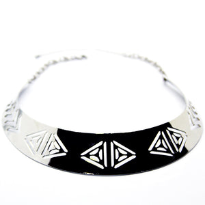 Seducción: Modern Cut-Out Chocker. Fashion Jewelry by Nando Medina